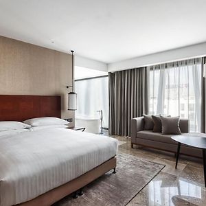 Junior King Suite